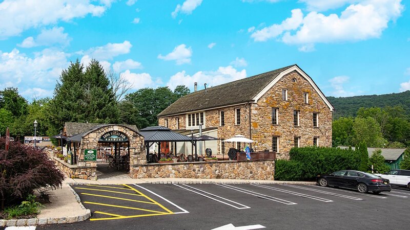 View of restaurant from outside