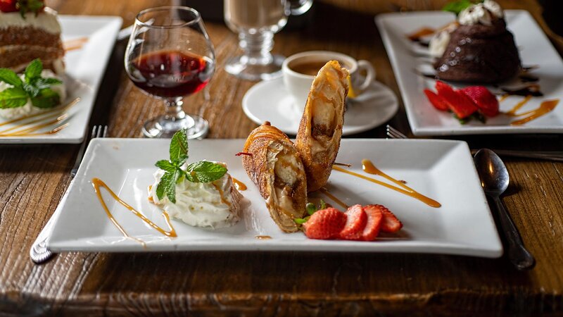 Apple strudel dessert